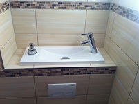 WiCi Bati Platzsparende Wand-WC integriertes Waschbecken - DD Concept (Frankreich - 31) - 1 auf 2